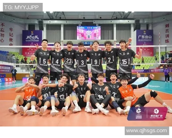 中国男排与日本男排激战正酣谁能在亚锦赛中夺得胜利荣耀 中国男排与日本男排激战正酣谁能在亚锦赛中夺得胜利荣耀